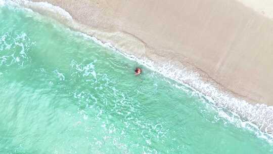 航拍水头沙沙滩海浪(