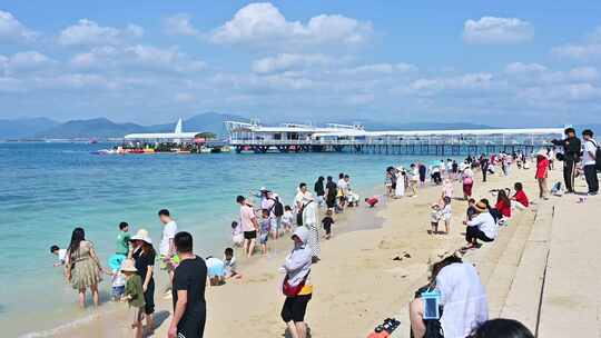 海南三亚西岛风景区游客旅游治愈唯美镜头