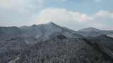 山川丘陵冬天雪景航拍高清在线视频素材下载