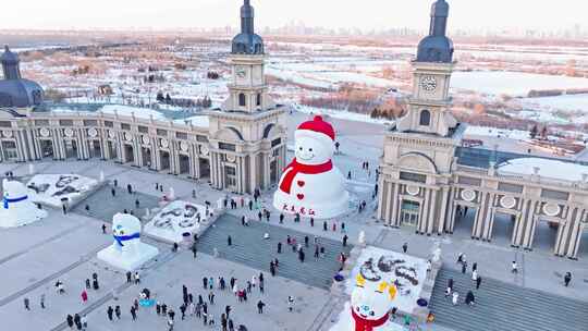 中国黑龙江哈尔滨音乐长廊网红大雪人航拍