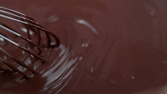 搅拌器搅拌巧克力视频素材模板下载