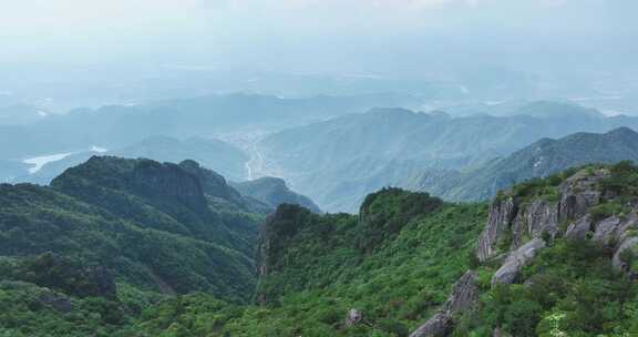 航拍台州临安括苍山风景