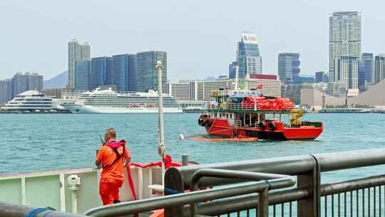 香港海边港口轮船