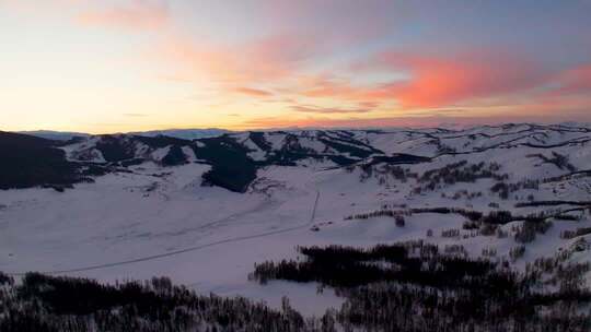 新疆阿勒泰地区喀纳斯景区雪景航拍
