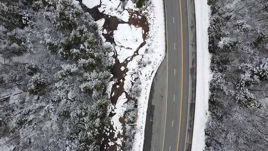 雪山高速公路