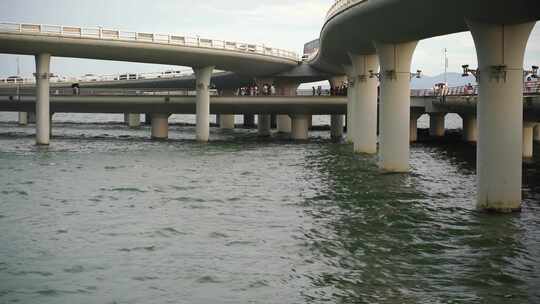 海中桥墩水中桥梁公路道路大海桥墩风景风光