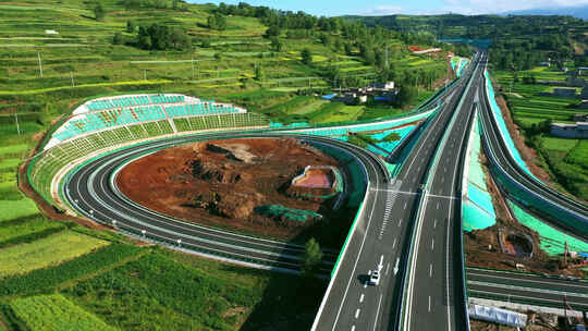 航拍修建的高速公路、道路、中国基建交通