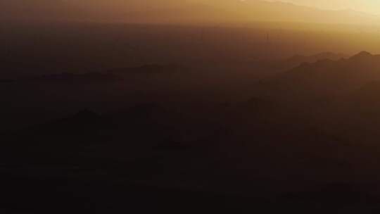 黑独山的日出视频素材模板下载