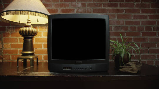 家庭环境老电视（带通道） (2)视频素材模板下载