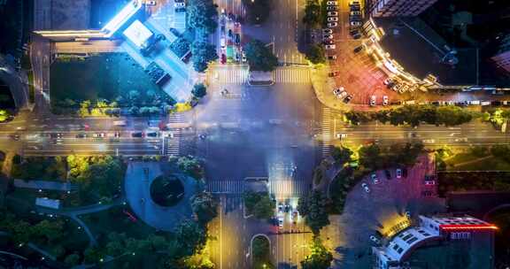 十字路口夜景悬停航拍延时