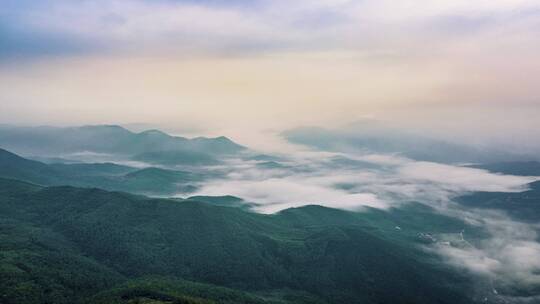 风车云海延时乡村片头山峰4k