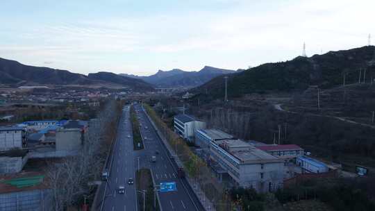 公路 山区道路 基础建设 行驶 石家庄井陉县