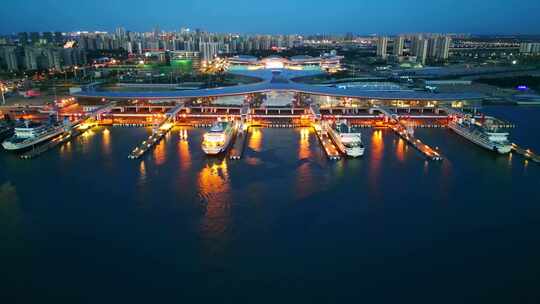 海南海口新海客运枢纽港口航拍夜晚蓝调夜景