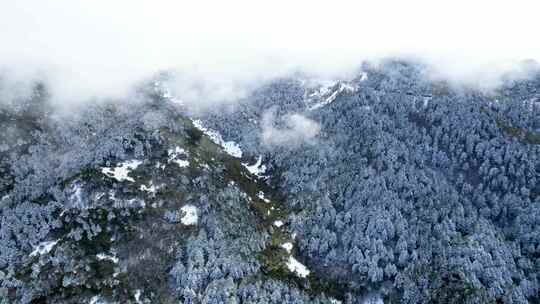 4K山峰冬季自然风光自然景色航拍视频