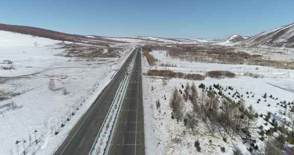 航拍内蒙古大兴安岭冬季冰雪道路