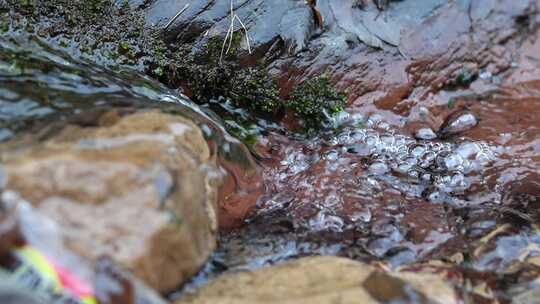 水 水流 小溪 流水 水滴 山区  岩石