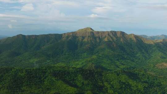 菲律宾科隆巴拉望的山脉