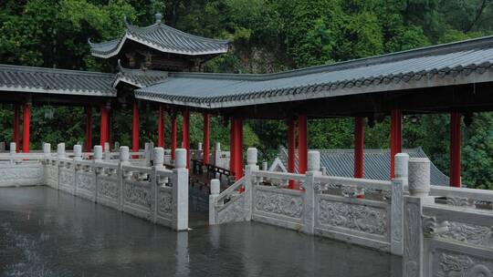 柳州文庙中式庭院古建筑雨景雨季大雨暴雨