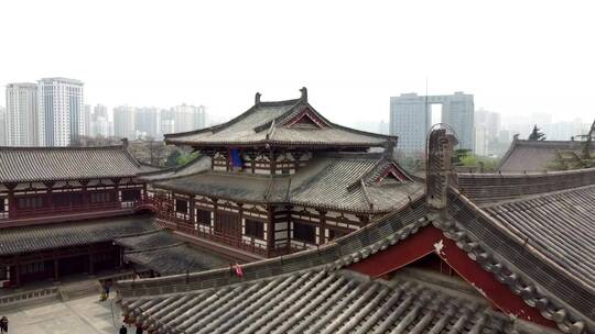 中国寺庙古建筑屋檐航拍空镜实拍
