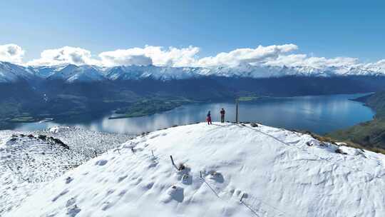 新西兰瓦纳卡湖草原湖泊雪山徒步航拍