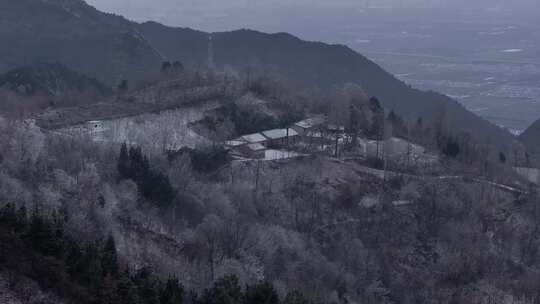 陕西秦岭山脉