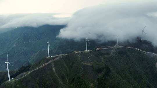 航拍安徽大别山桐城风电长廊日出云海4K