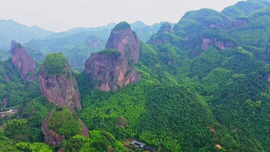 六仙石岩景区