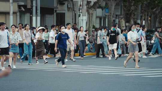 人流 过马路 人群 斑马线