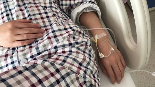 【原创】生病住院输液打点滴情景视频素材