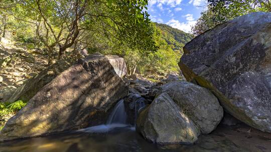 大自然森林中山泉水奇石光影延时固定视频素材模板下载