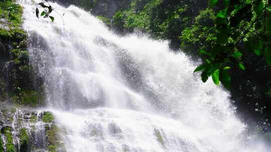 高山流水 流水 高山 瀑布 山林间瀑布