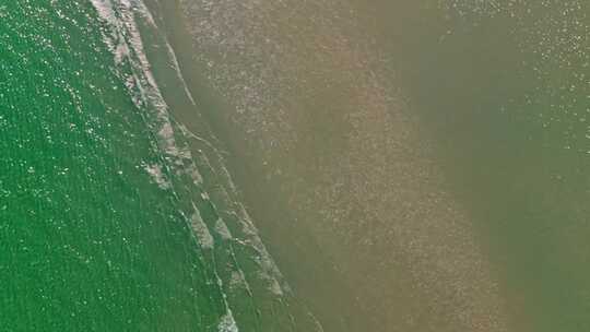 航拍大海沙滩海边风光