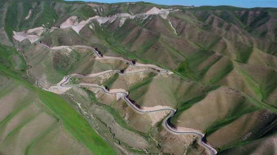 新疆喀拉峻草原