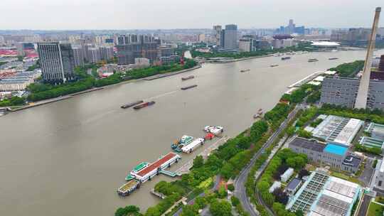 上海市黄浦江城市地标南浦大桥车流江景河流