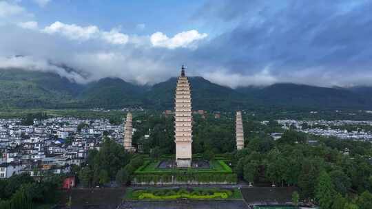 大理崇圣寺三塔