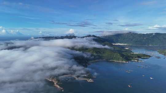 广东汕头南澳岛海上岛屿清晨云海航拍