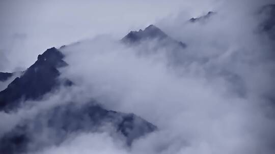 旅游 云海山峰视频素材模板下载
