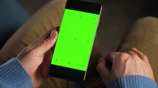 手机绿幕抠像抠图上网娱乐玩游戏视频素材模板下载