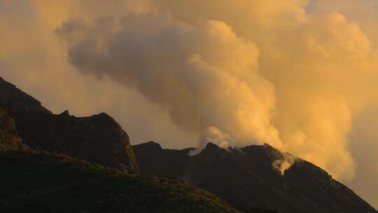 火山，火山，斯特龙博利，喷发