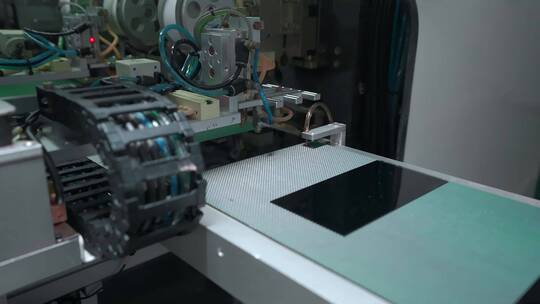 工业科技视频手机屏生产印刷电路传送带视频素材模板下载
