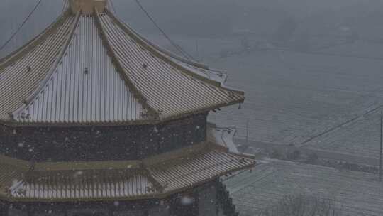 2024年第一场雪雪中的千年古寺金粟寺