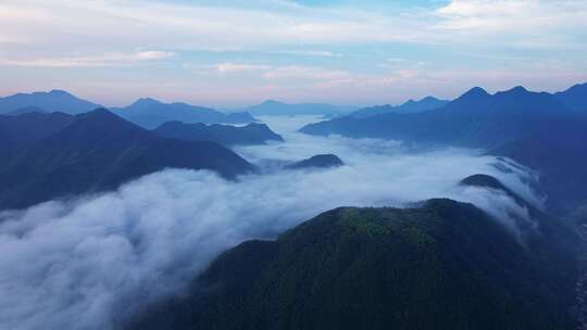 唯美大气的山川高山云海航拍