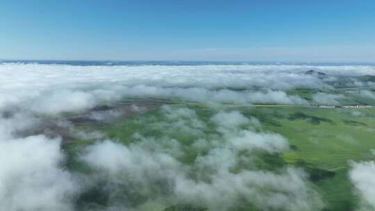 航拍夏日田野风景云雾云海