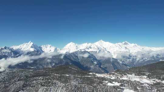 4K 冬日梅里雪山雾浓顶拍摄全貌