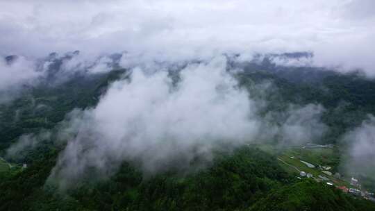 航拍雨后群山云雾缭绕山峦叠嶂山脉山川