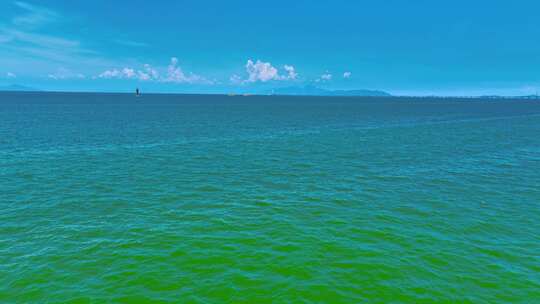 珠海航拍港珠澳大桥大全景 海面低机位飞行