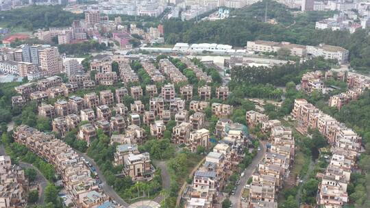 航拍深圳龙华区观澜现代化城市建设