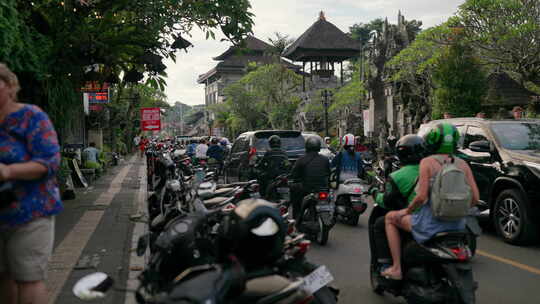 巴厘岛乌布白天街道