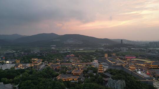 湖北襄阳中国唐城日落晚霞夜幕降临