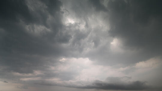 阴雨来袭